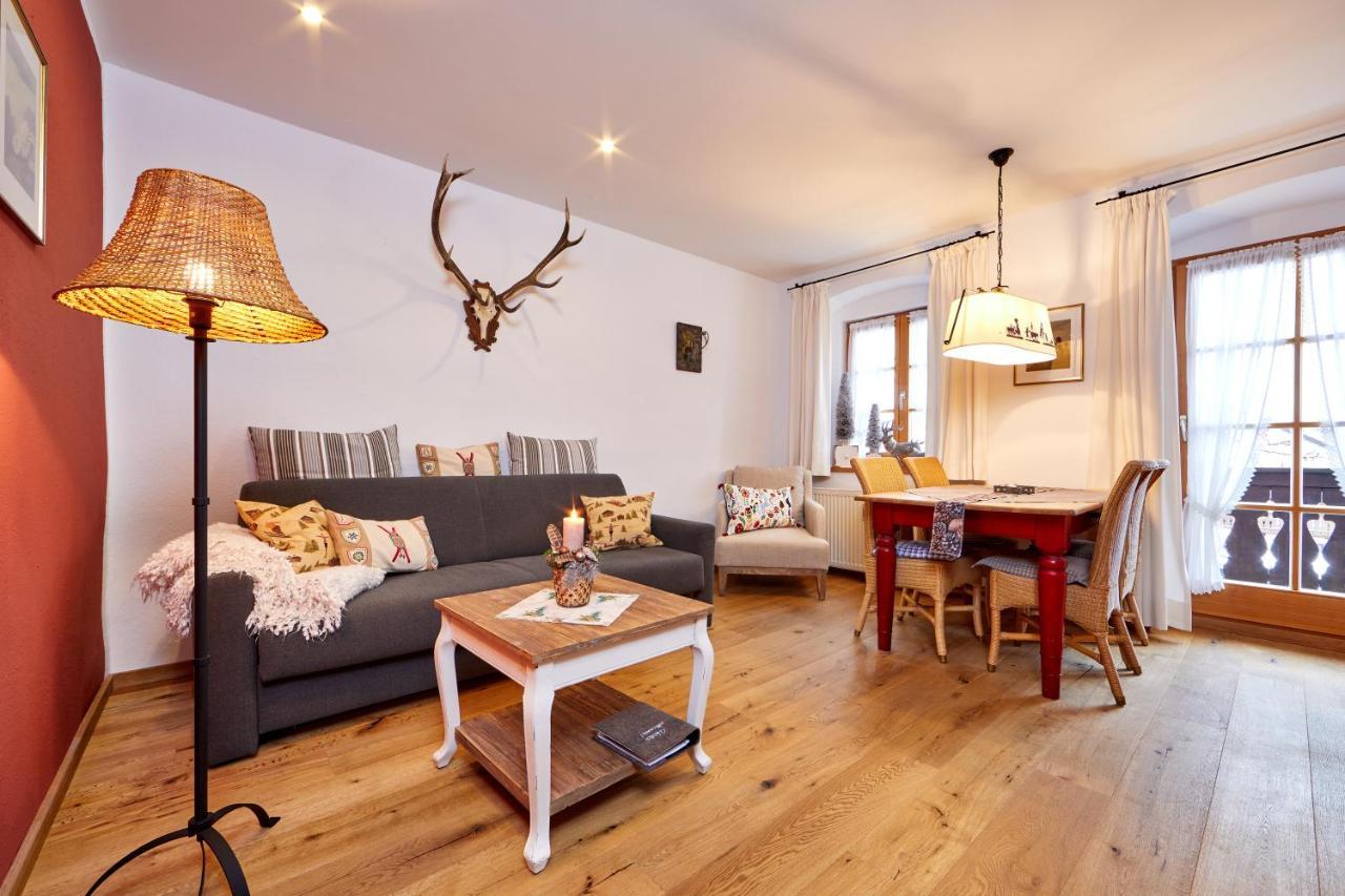 Ferienwohnung Wank ガルミッシュ・パルテンキルヒェン エクステリア 写真